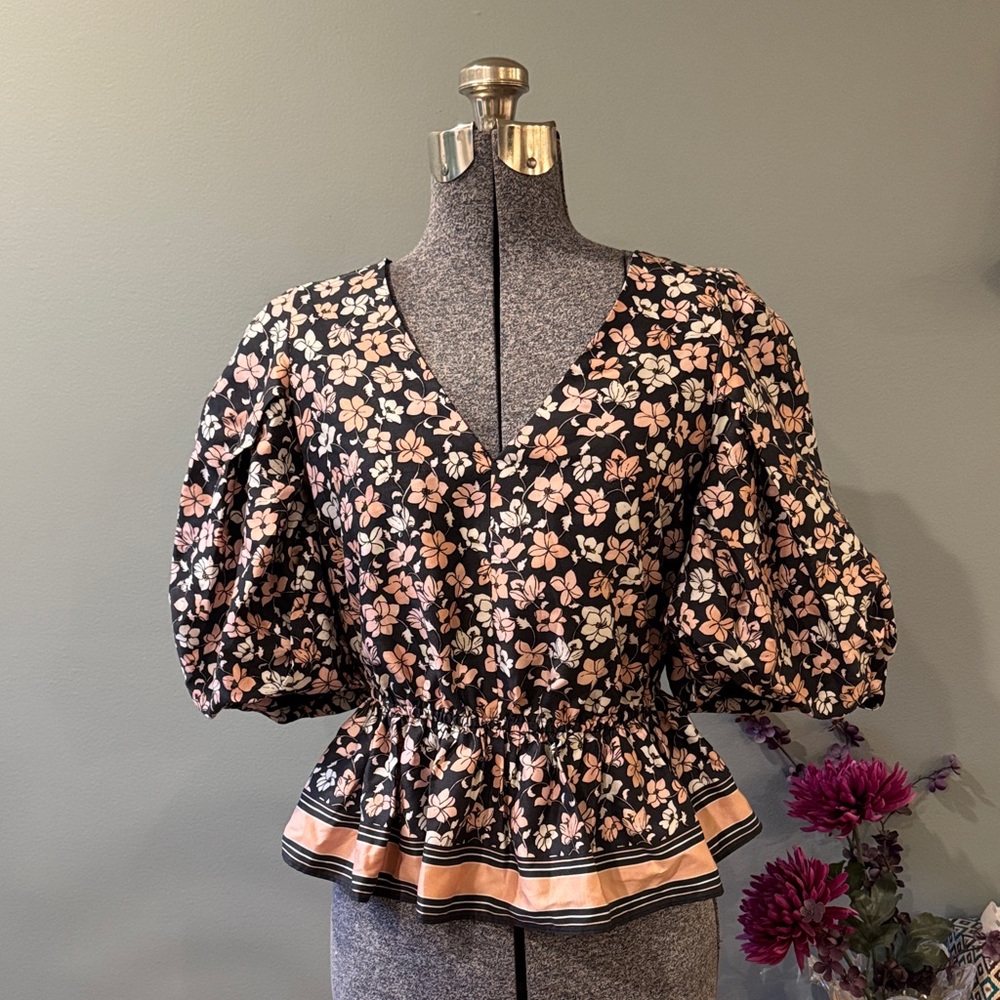 Club Monaco Puff Sleeve Blouse